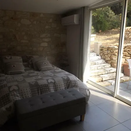 Les Bois 2 Hébergement de vacances *